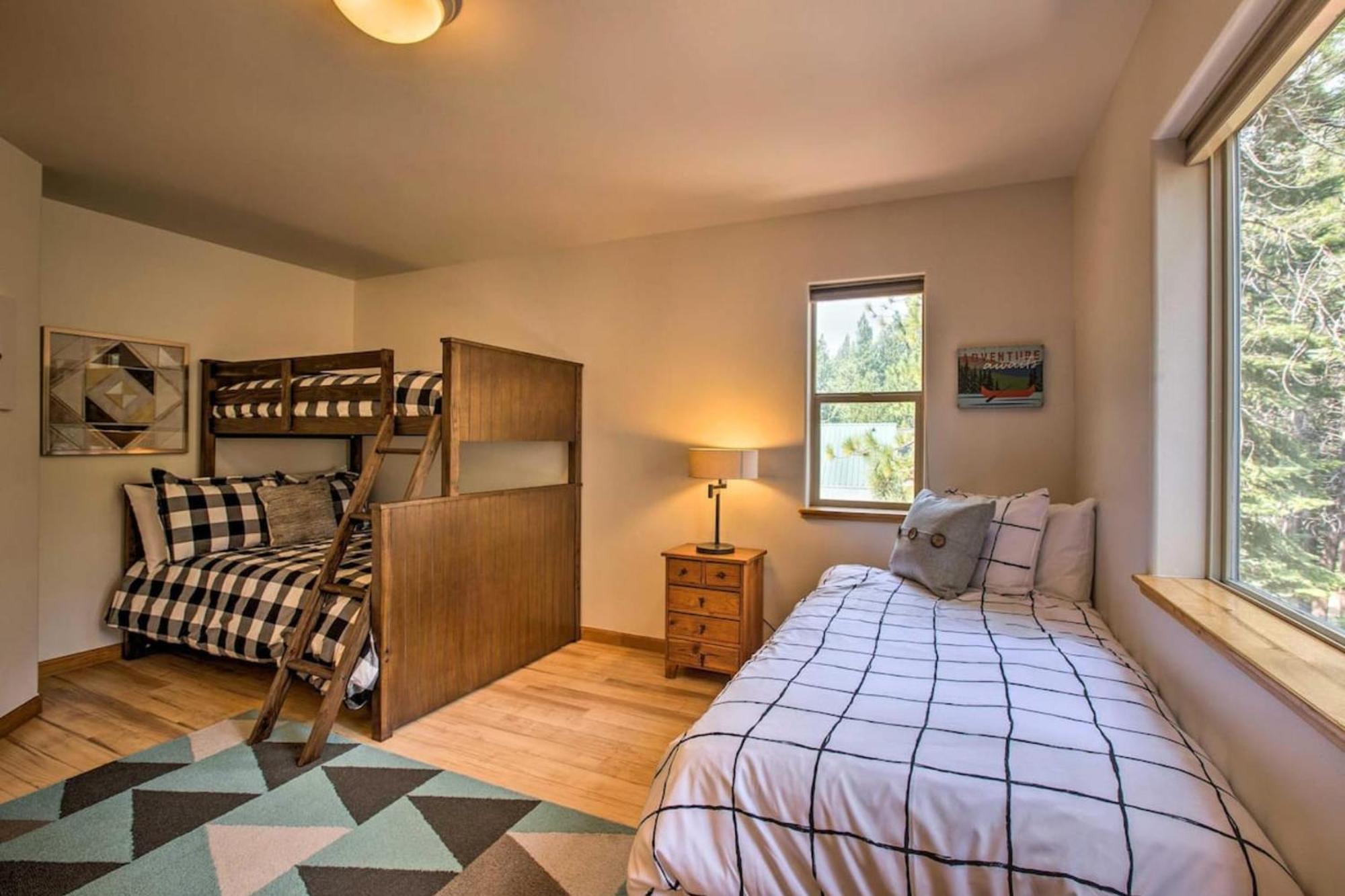 Moosetrack By Avantstay Cozy Cabin In The Of Tahoe Donner W Hot Tub Truckee Exteriör bild